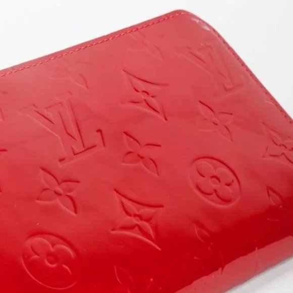 Louis Vuitton Vernis Zippy Wallet Rose Litchi 1814454  Louis Vuitton Monogram Vernis Red Zippy Wallet